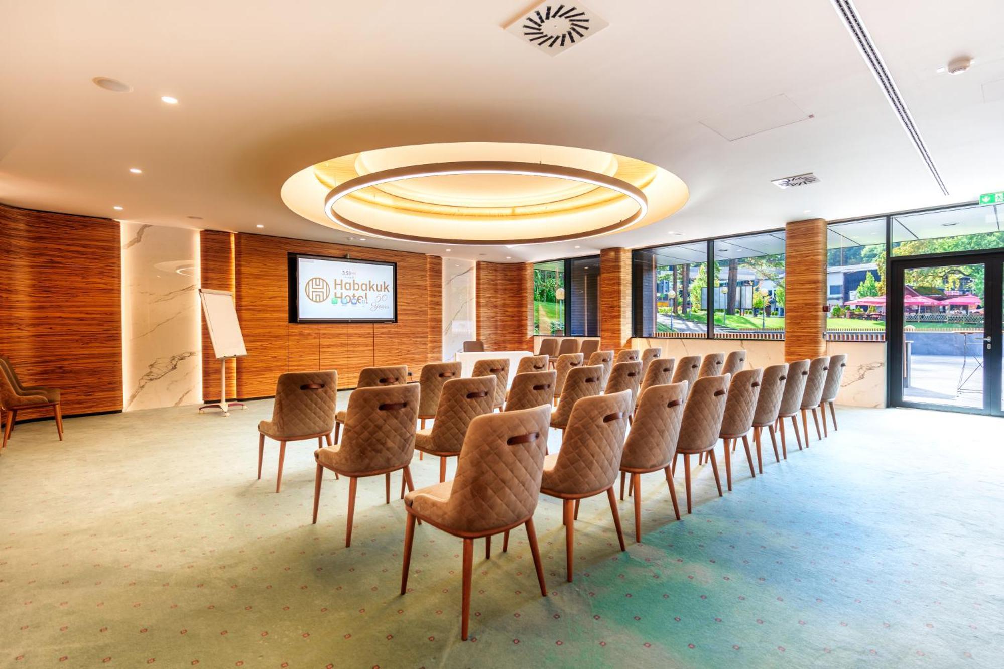 Habakuk Wellness & Event Hotel Maribor Exterior foto